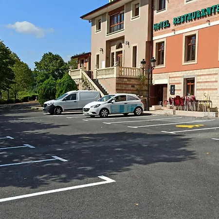 Ξενοδοχείο Hotel Guenes