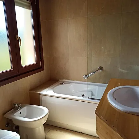 Ξενοδοχείο Hotel Guenes Güeñes